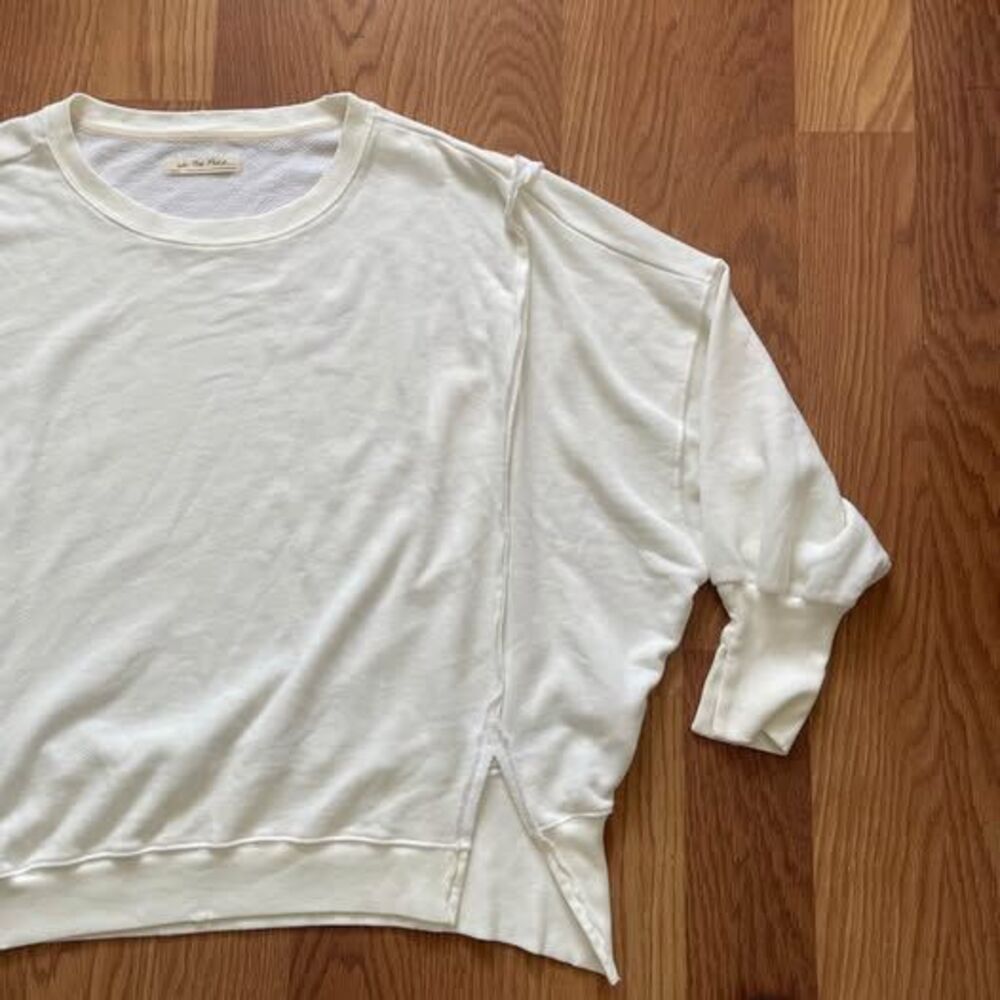 We The Free Free People White Oversized Raw Edge Sweatshirt Small